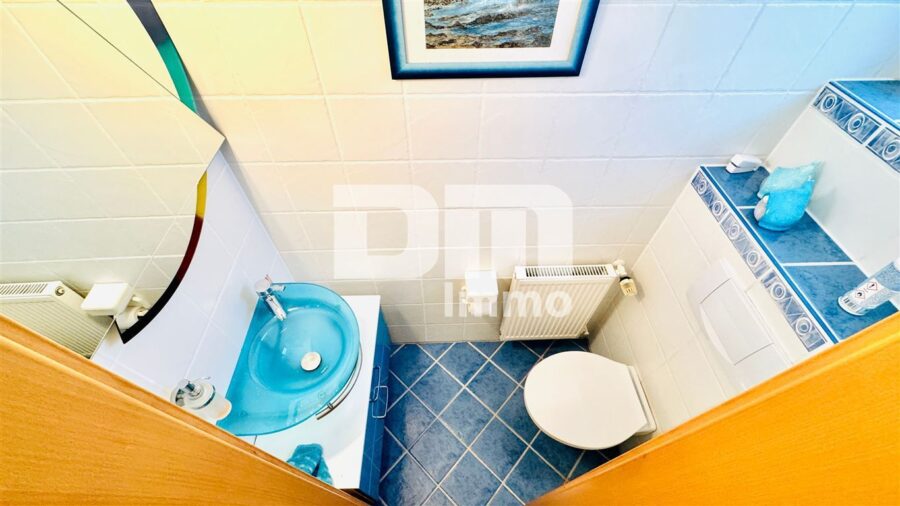 (R)eserviert! Altengerechter gepflegter Bungalow mit Gartenbereich, Terrasse, Garage - Gäste WC